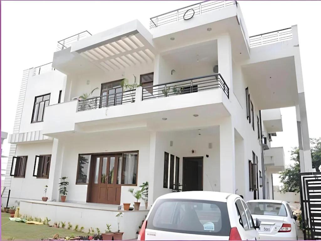Alankrita Homestay - B&B