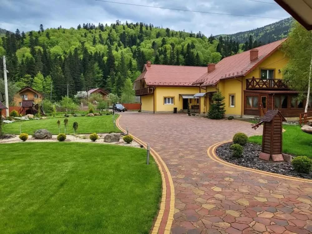 Ластівчине гніздо - Ferienwohnung Mykulychyn