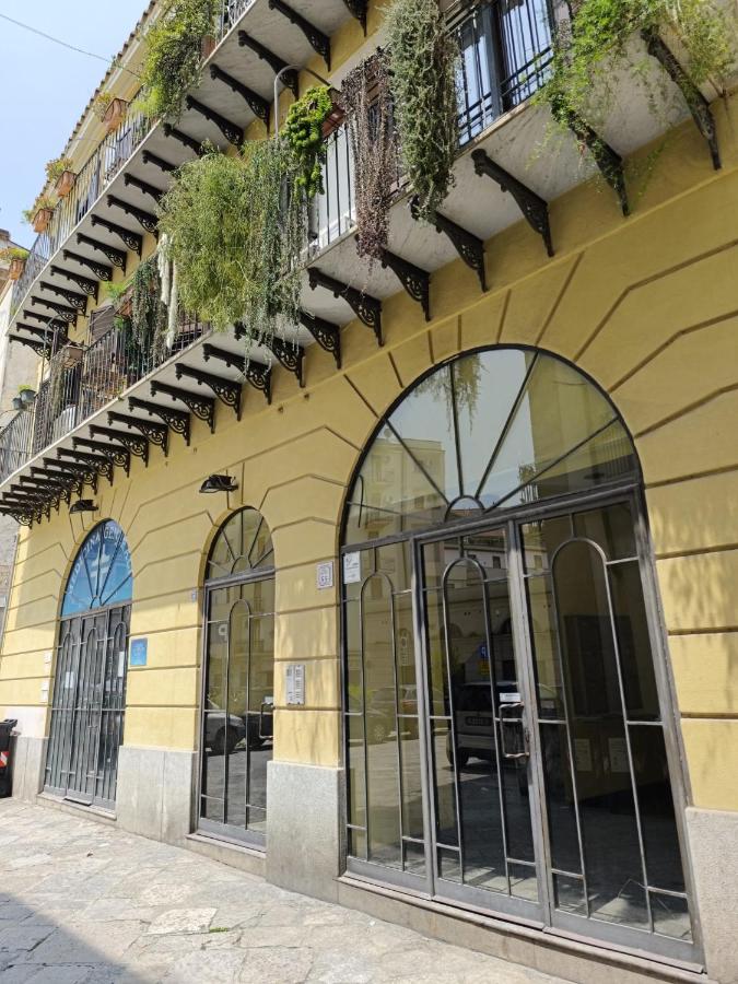 Santa Maruzza - Bright and cozy flat in Palermo city center - B&B Palermo