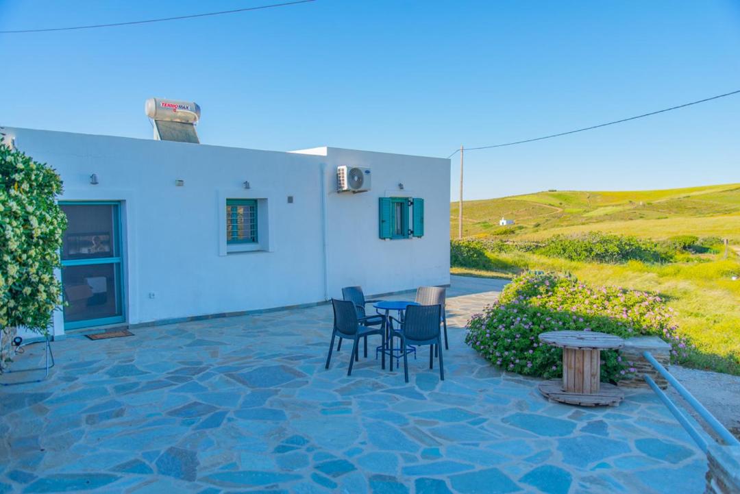 Varidi Farm House - Bed and Breakfast Varídi