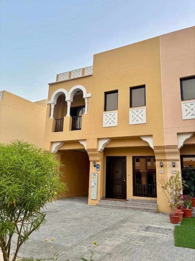 Charming Villa In Hydra Village Between Dxb & Ad - B&B