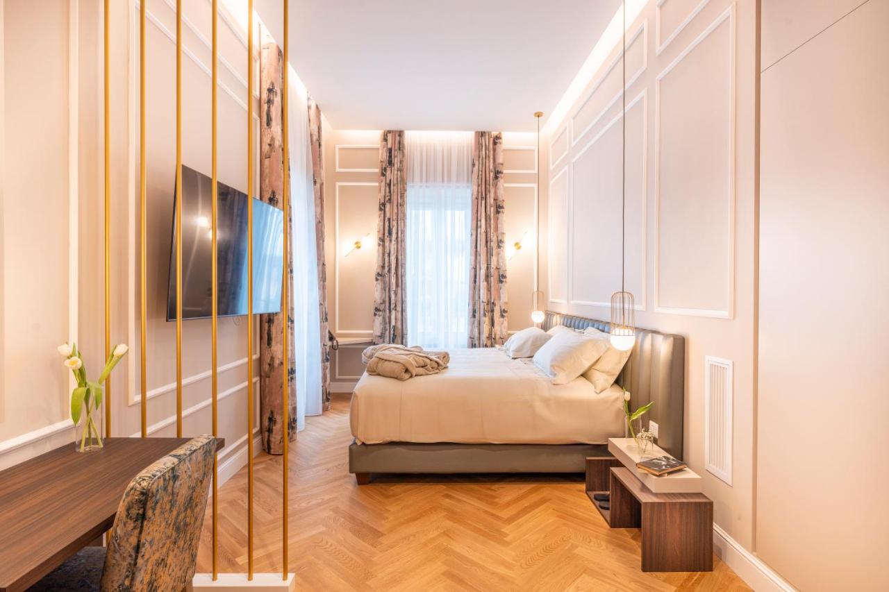 Suite with Garden View