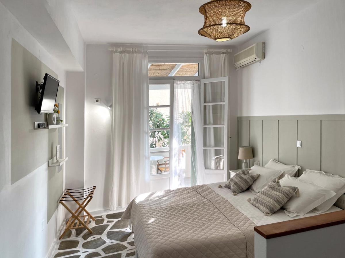 Georgios Milos - Bed and Breakfast Adámas