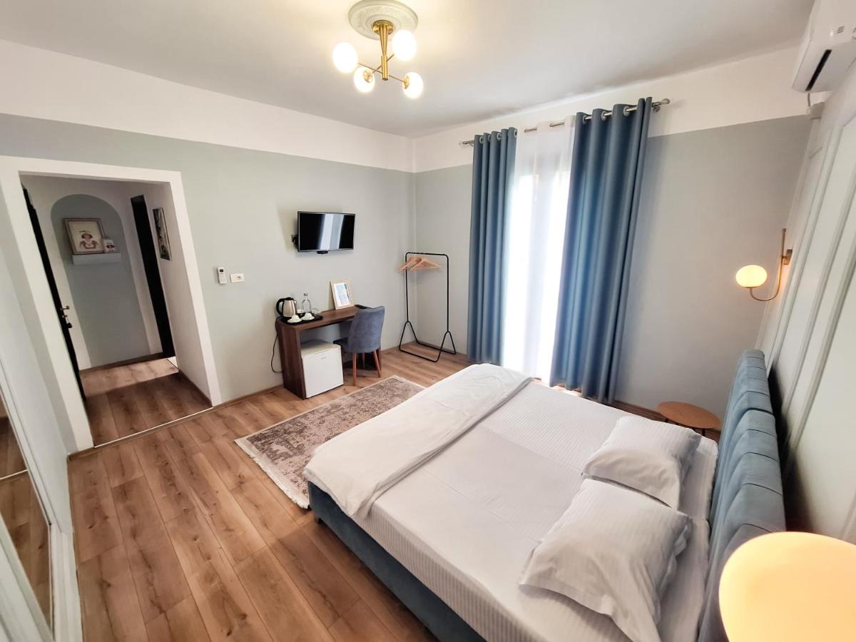 Deluxe Double or Twin Room with Balcony