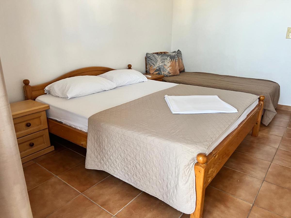 Triple Room with Sea View