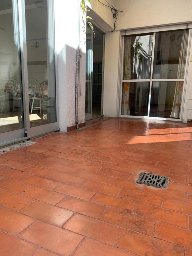 Temporario La 18 con Garage Auto - SUV - Bed and Breakfast La Plata