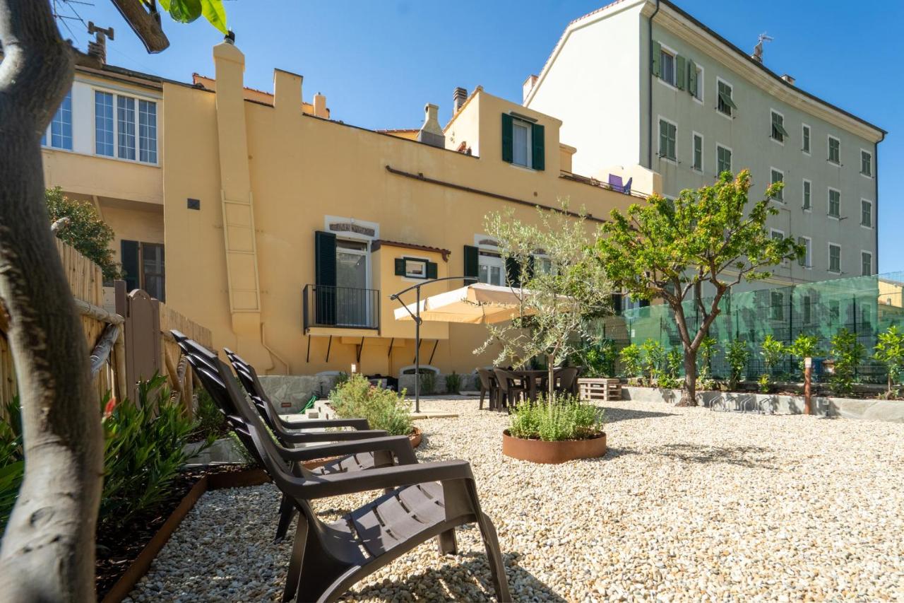 SANTO'S - Seaside and bikeway in Riviera & Sanremo - B&B Santo Stefano al Mare