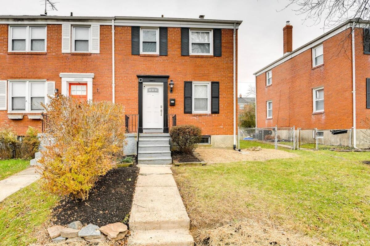 Modern and Spacious Townhome 9 Mi to Dtwn Baltimore - Ferienwohnung Parkville