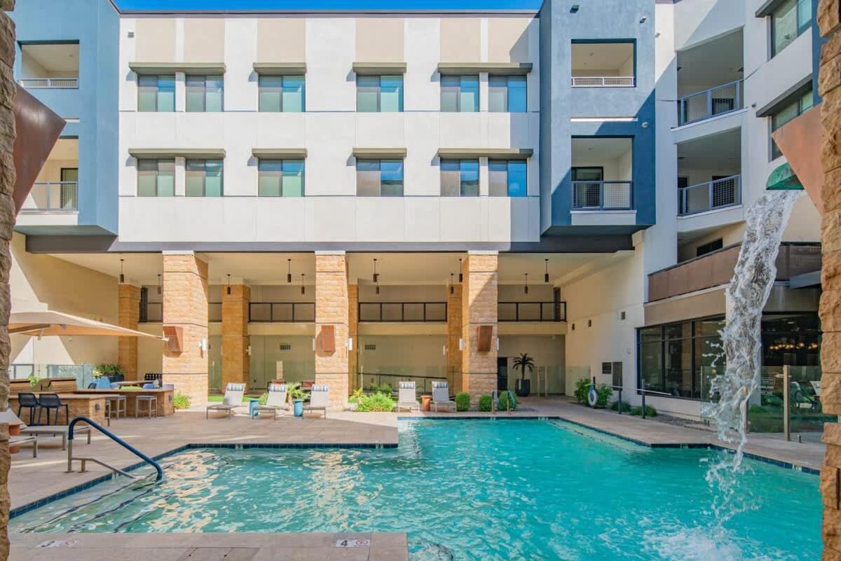 Peaceful 1BR Kierland Common, TPC Golf, Pool, Gym, W-D - Ferienwohnung Scottsdale