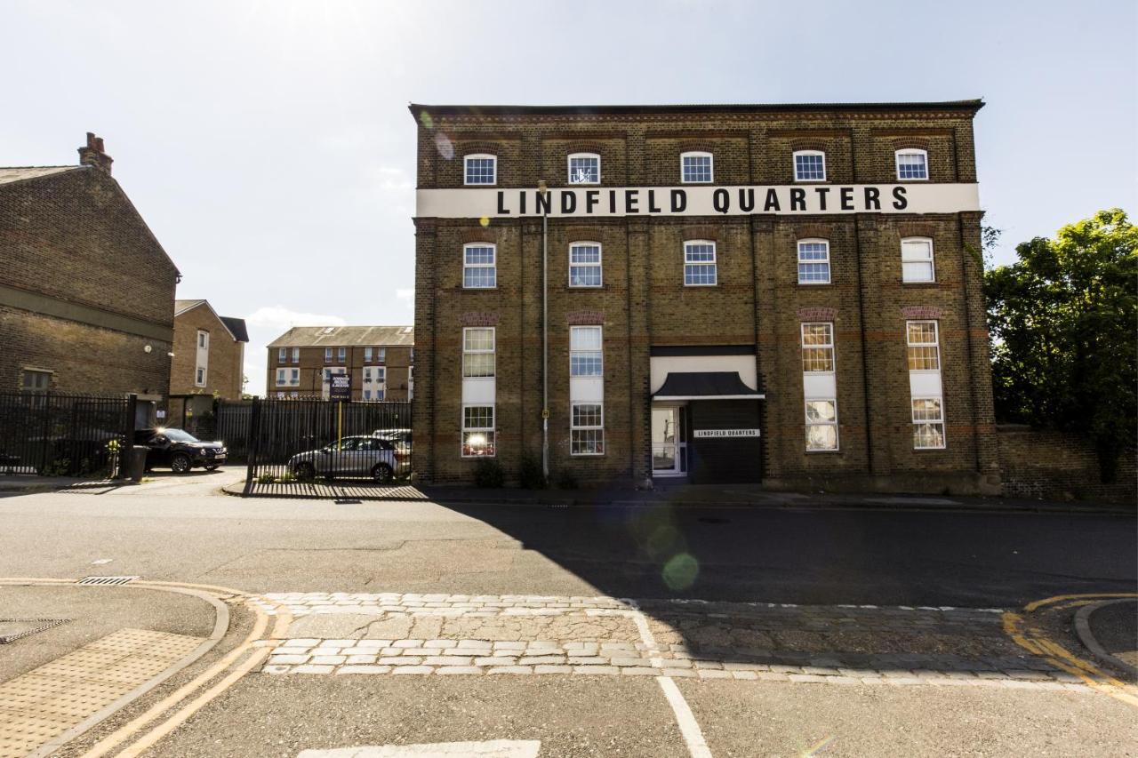 Stunning 2-BR Home Gravesend Town Centre, Kent - B&B Gravesend