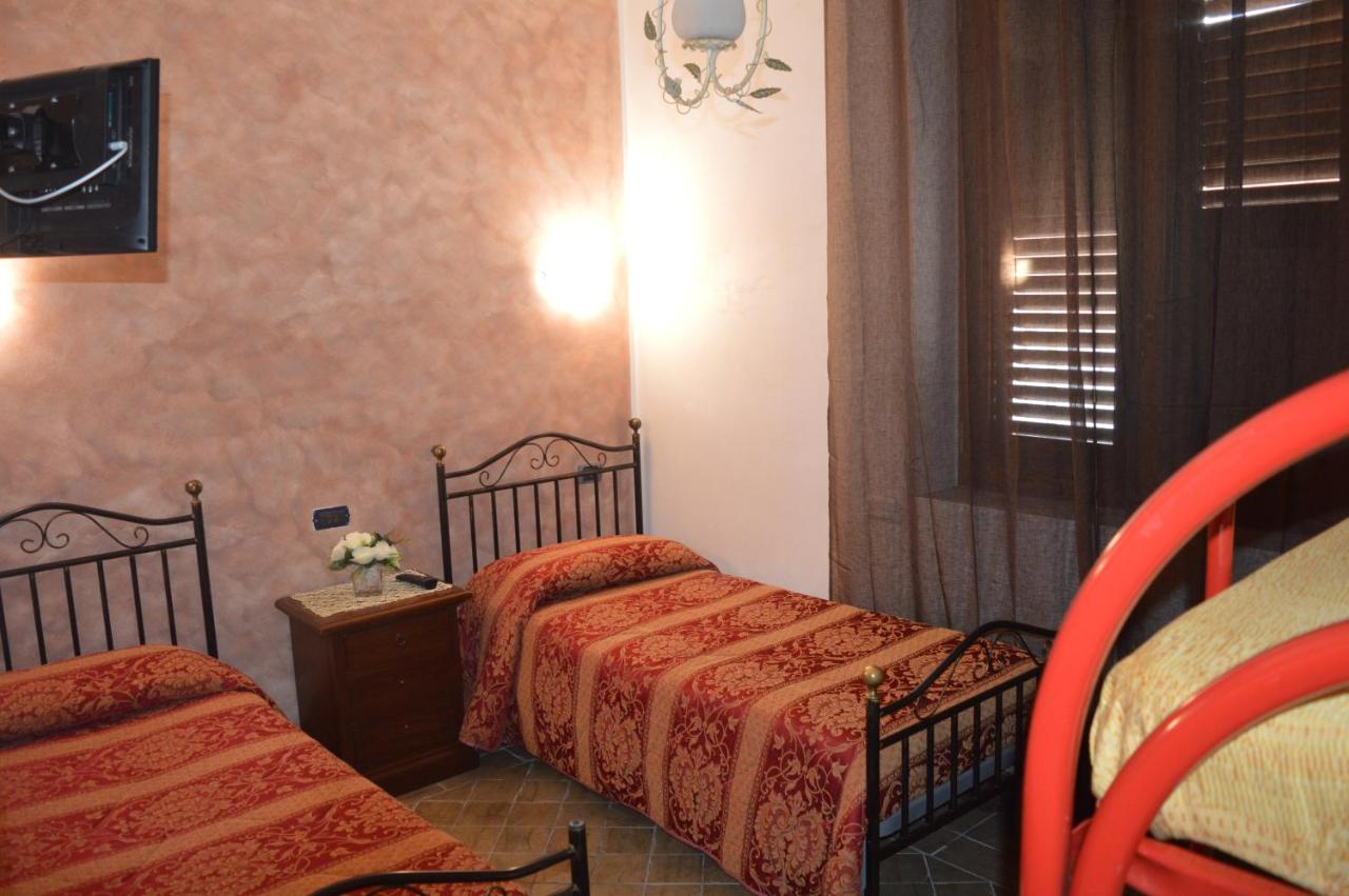 Triple Room with Private Bathroom