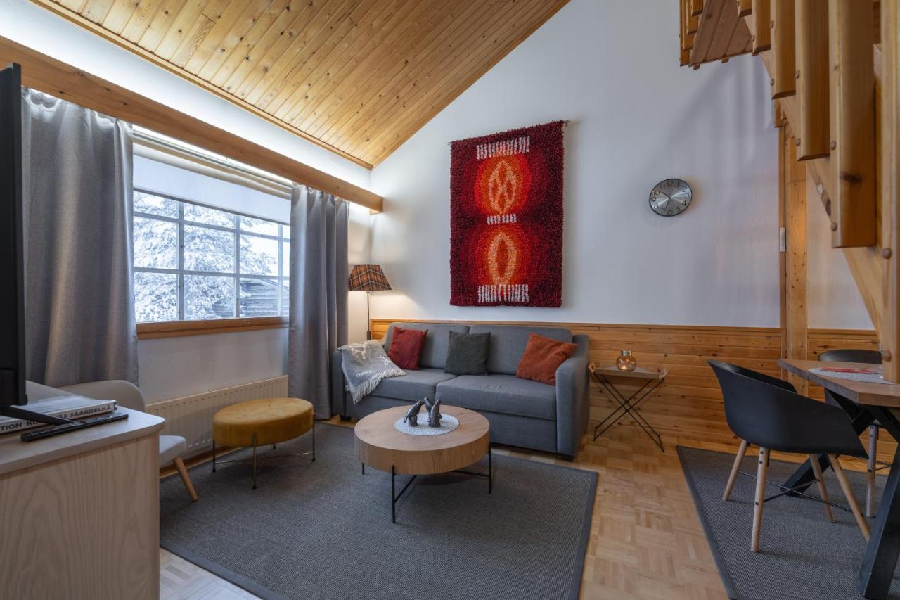 Kuukkeli Apartments Teerenpesue E 33 - B&B Saariselka