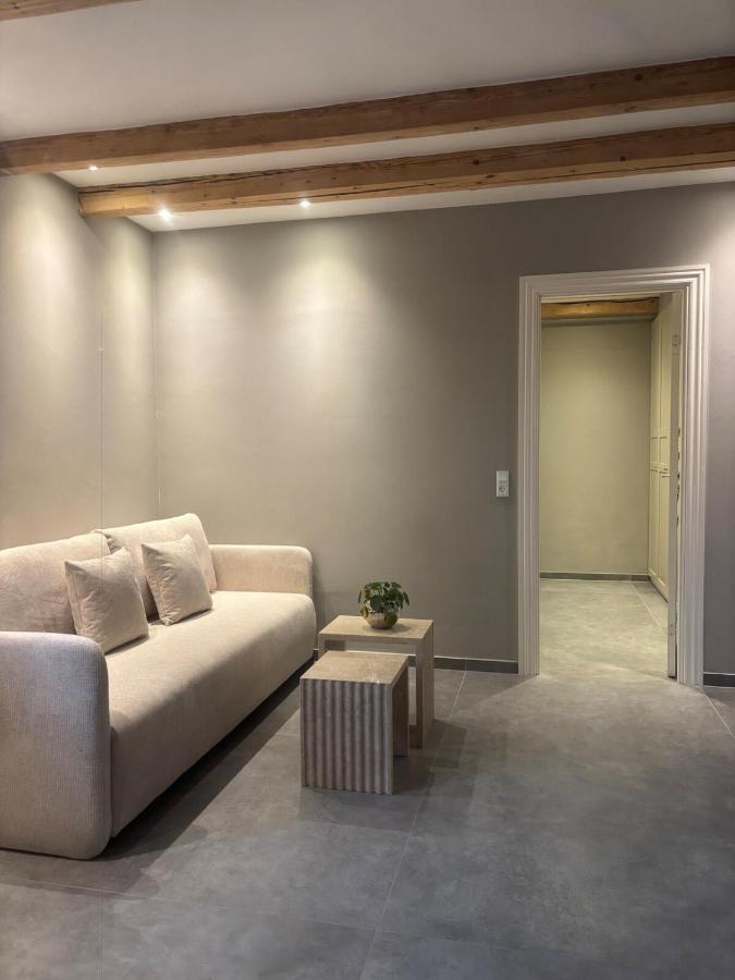 Apartment with backyard - Ferienwohnung