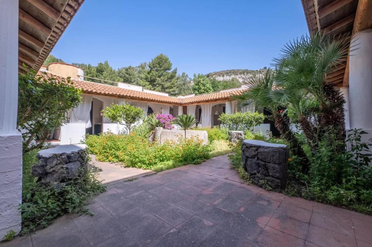 JERA Collection VULCANO DUE - Garden View - B&B