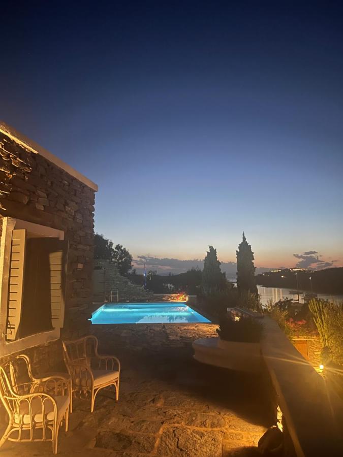 Villa Sandros Vourkari - B&B Gialiskari