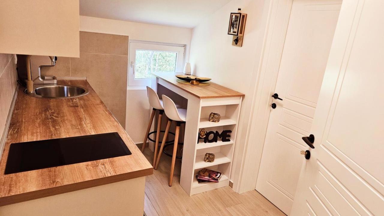 Apartman Anja - B&B Baošići
