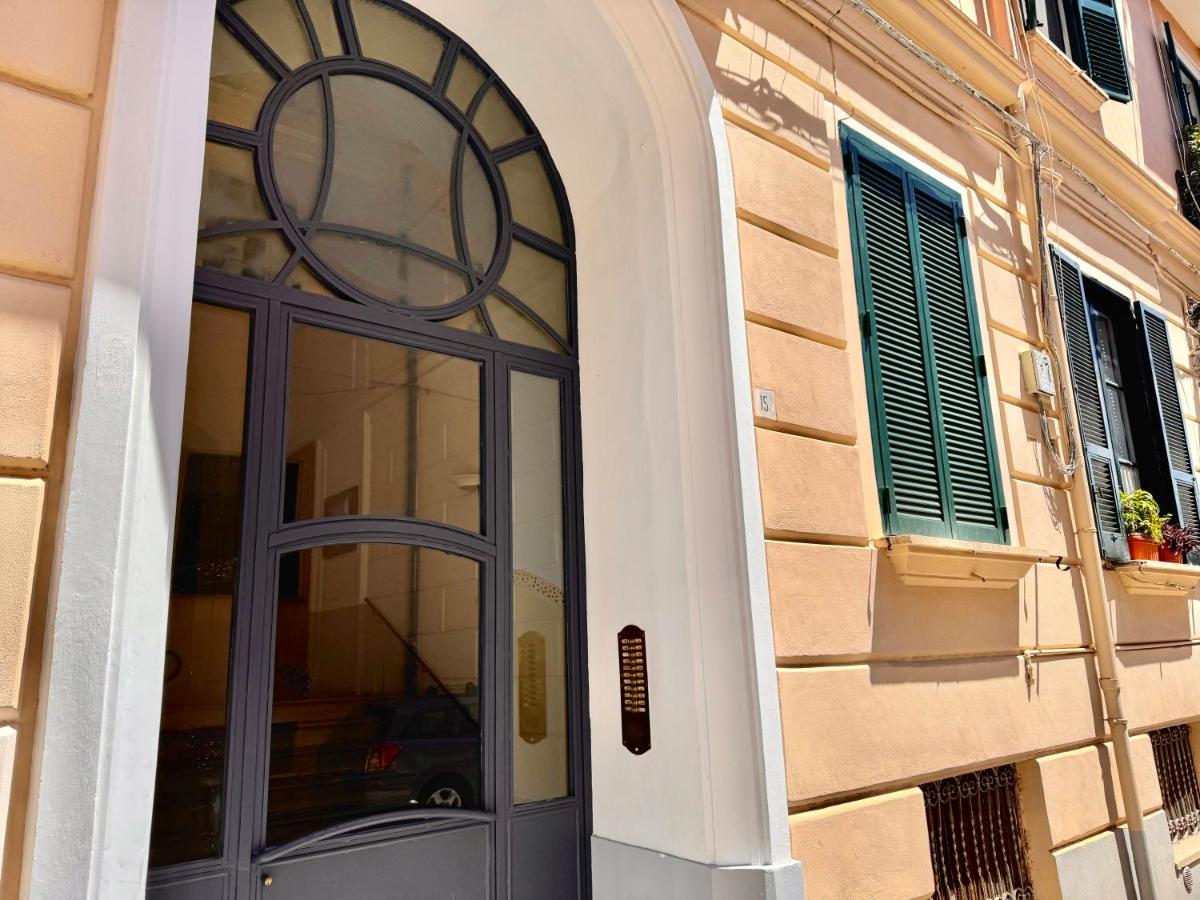 A 2 Passi Apartment - Nel centro di Salerno - Ferienwohnung