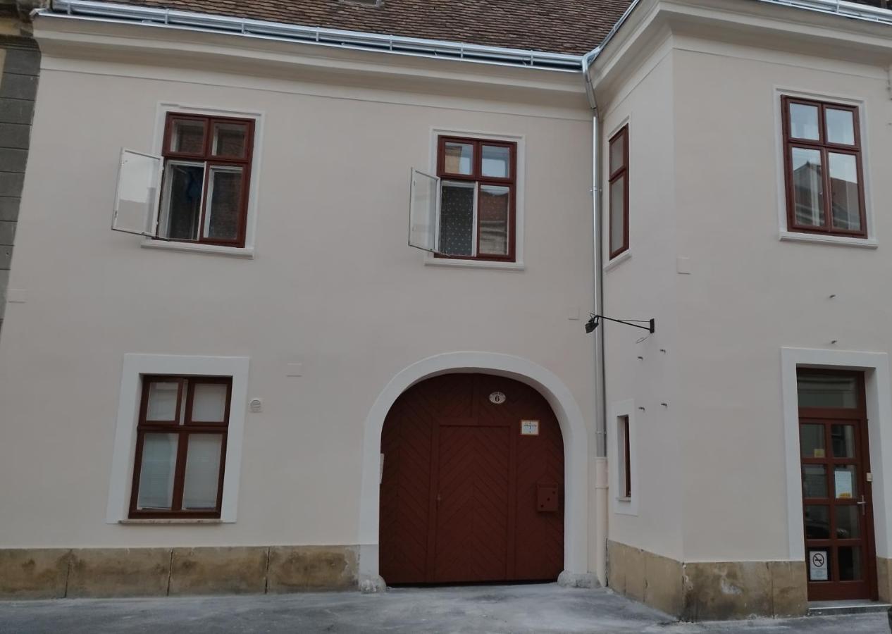 Borsó Stúdióapartman - Chambres d’hôtes