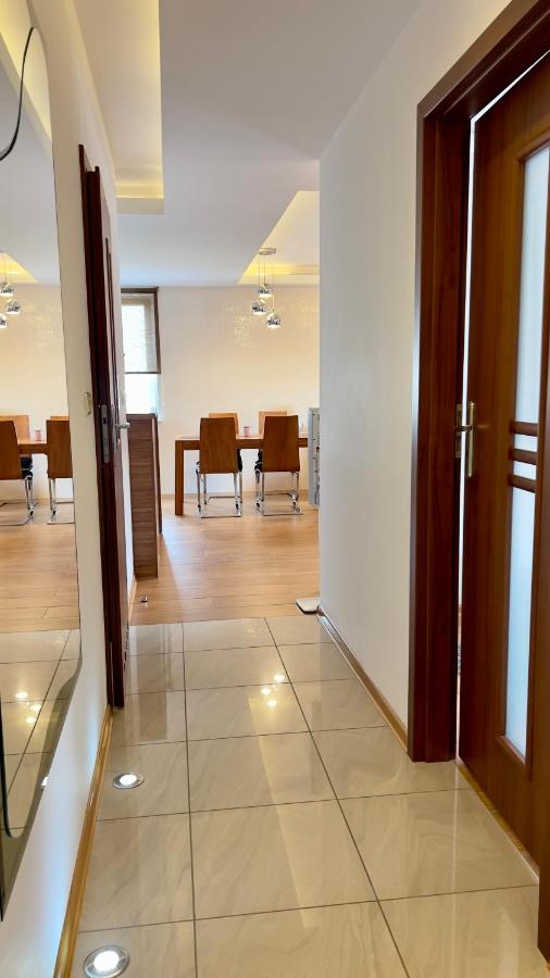 Makowa Street - Ferienwohnung Konin