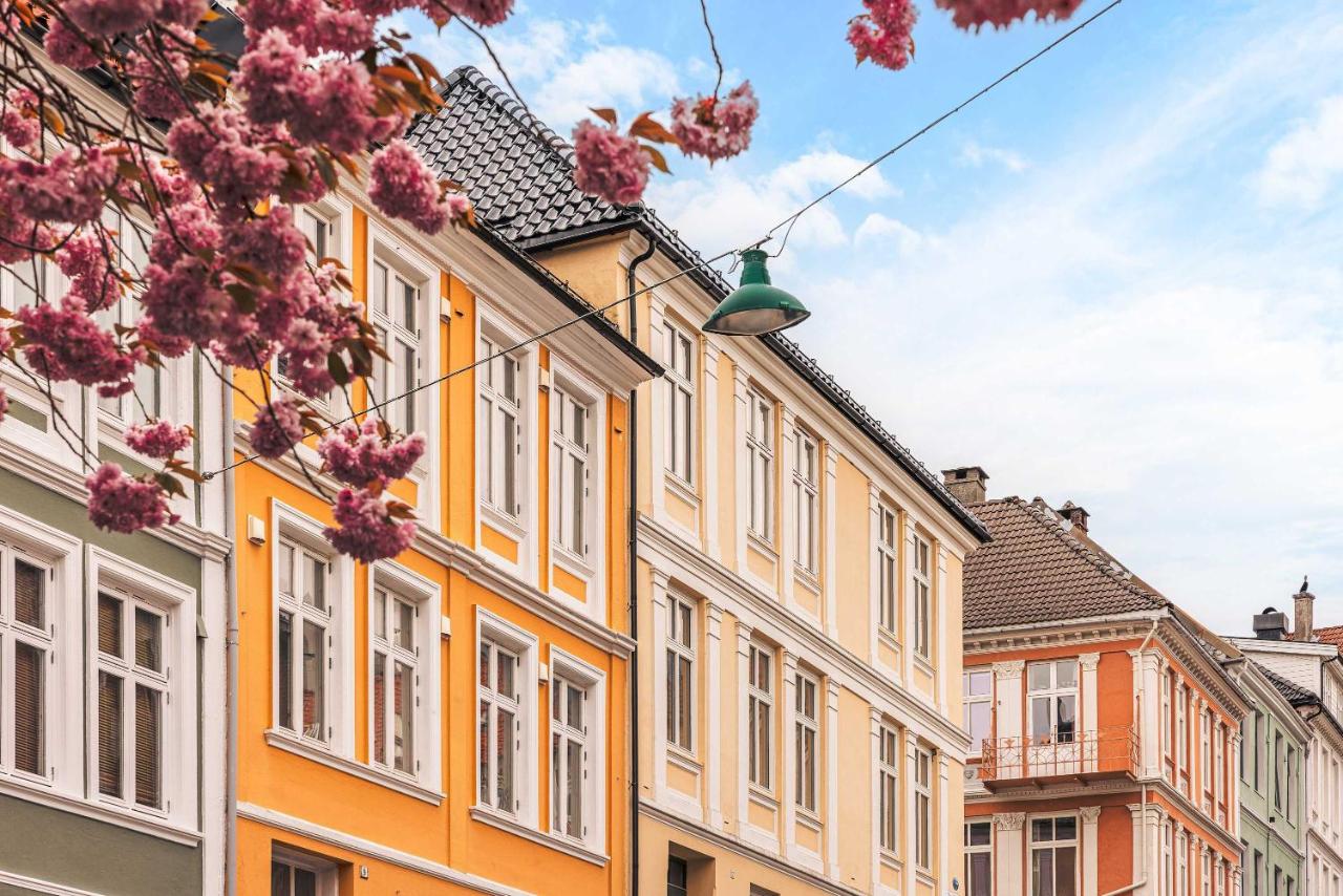 DINBNB Apartments l 250m to Bryggen l Backyard l Smart-TV l 6 Guests - B&B
