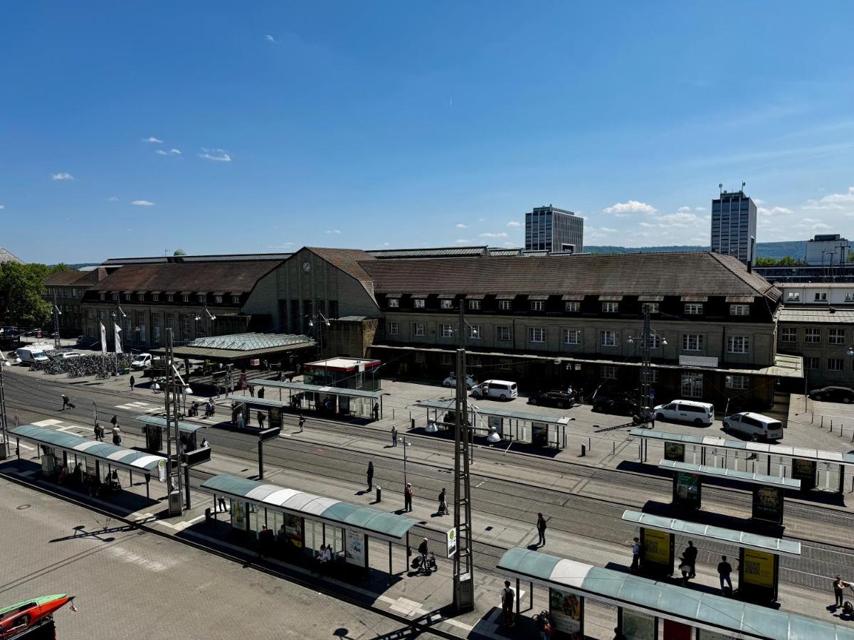 #centralstation #130qm Hauptbahnhof #netflix - B&B