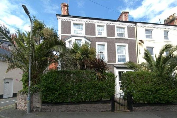Vale house Family Home in Central Llandudno - B&B Llandudno