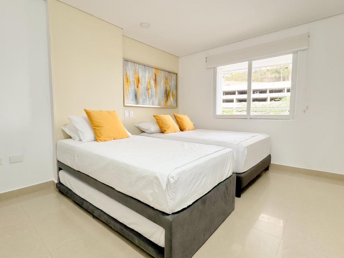 Two-Bedroom Apartment with Balcony and Sea View