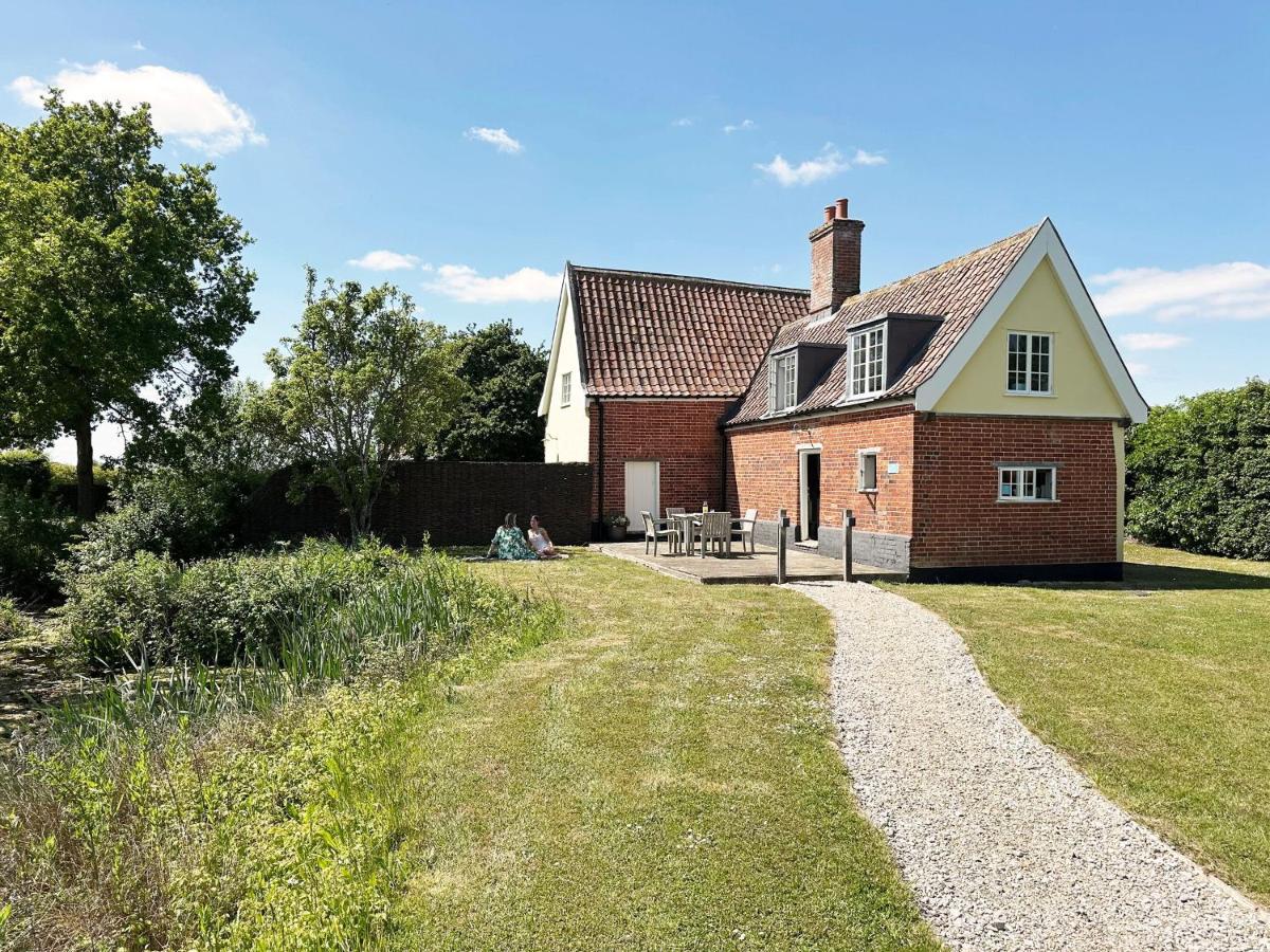 The Cottage by The Suffolk Cottage Collection - B&B