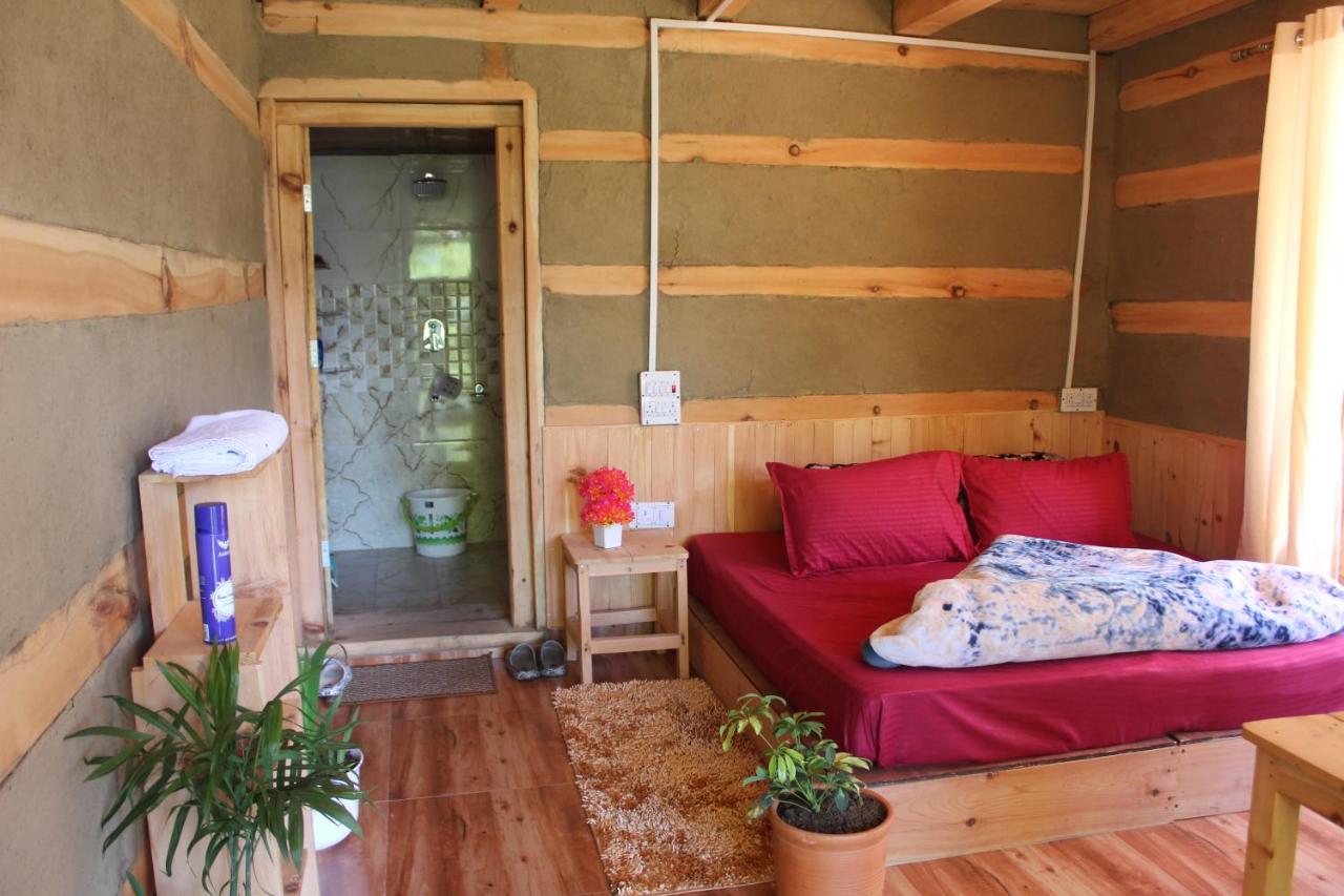 Doppelzimmer mit Balkon