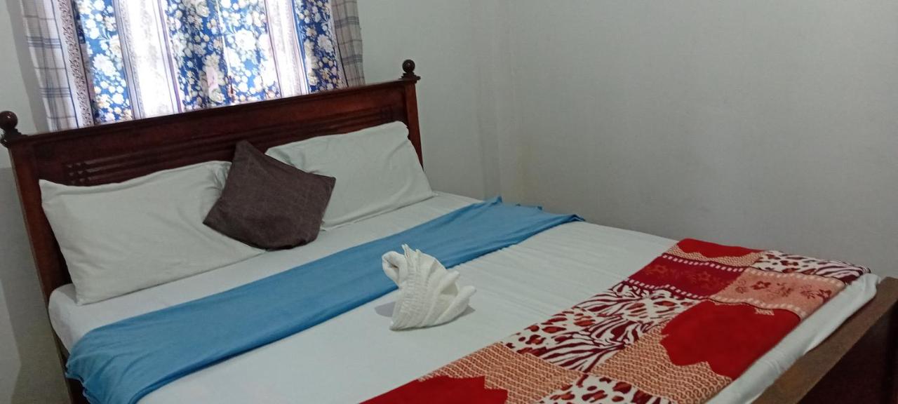 Chambre Double avec Salle de Bains Commune
