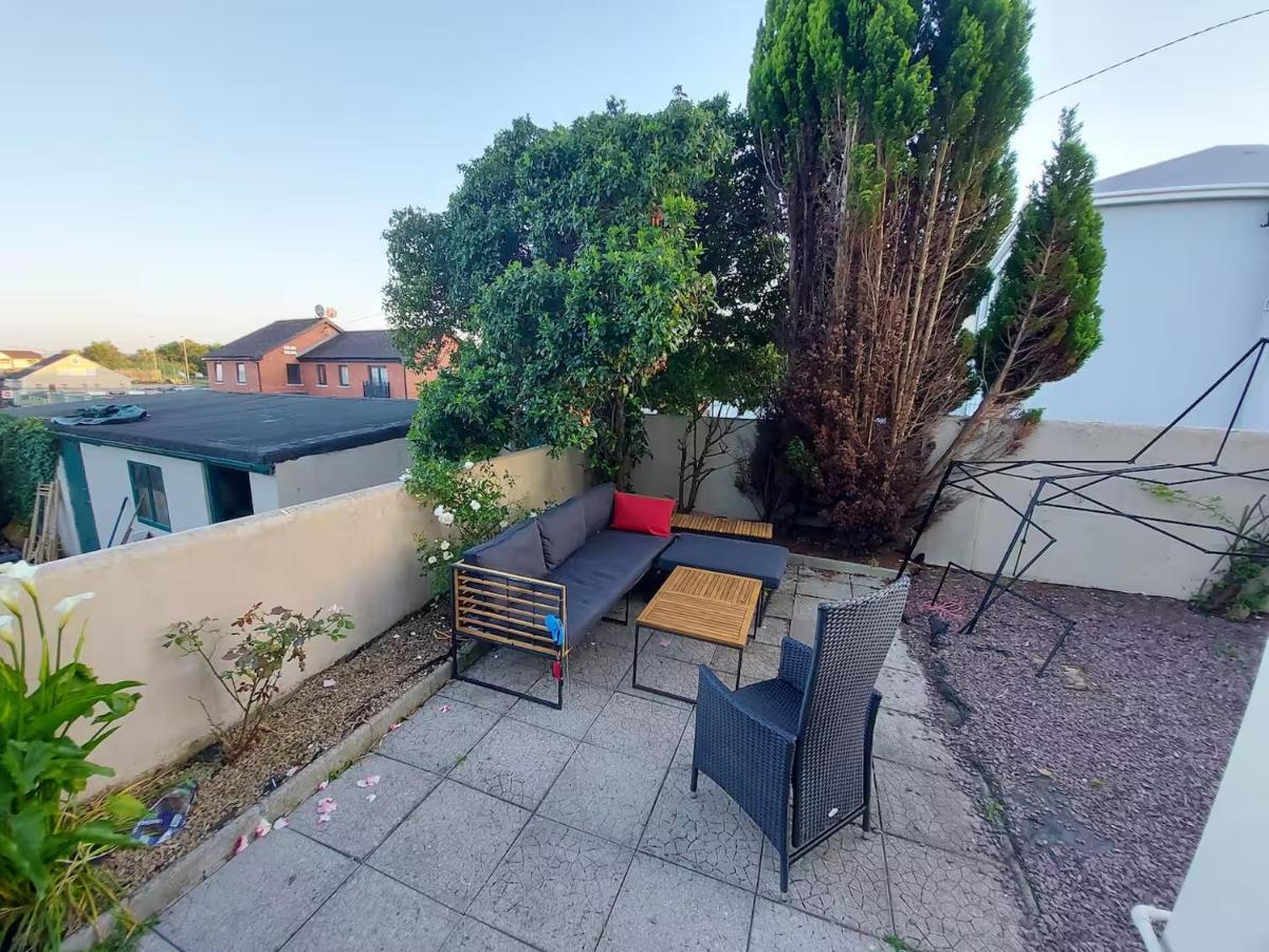 Spacious 4 Bedroom House in limerick - B&B Limerick