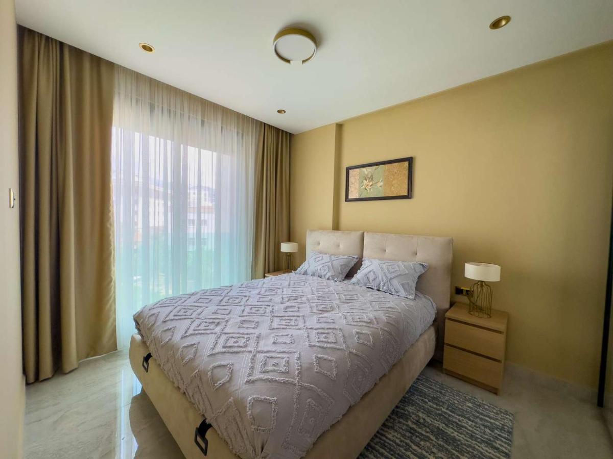 Appartamento con 1 Camera da Letto e Vista Piscina