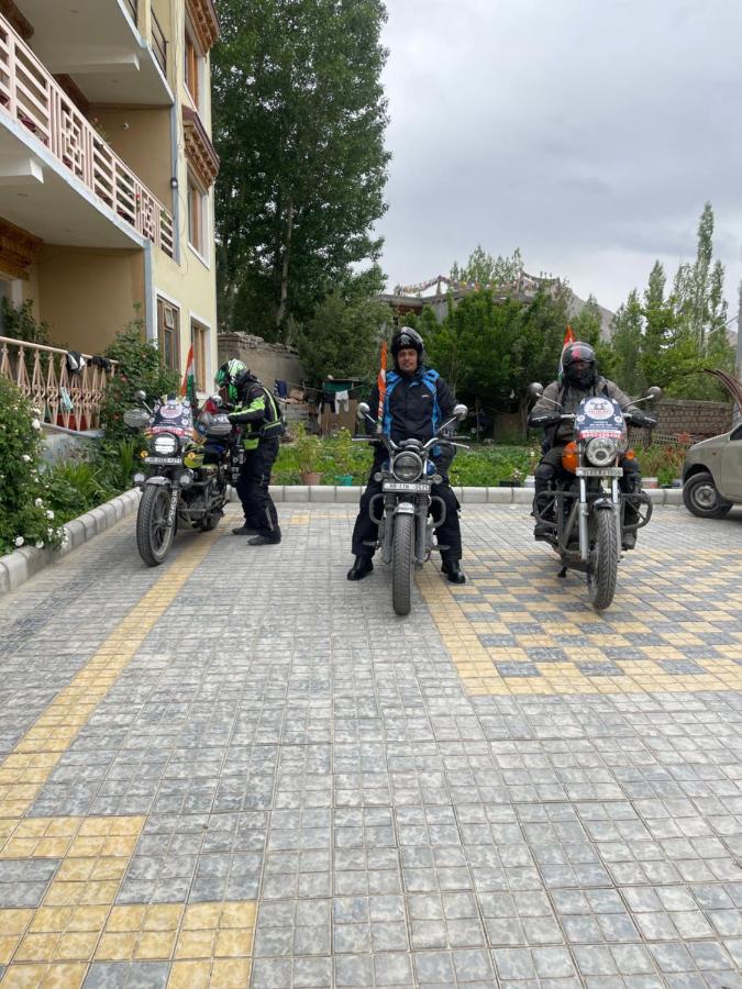 Zlatan Guest House - B&B Leh