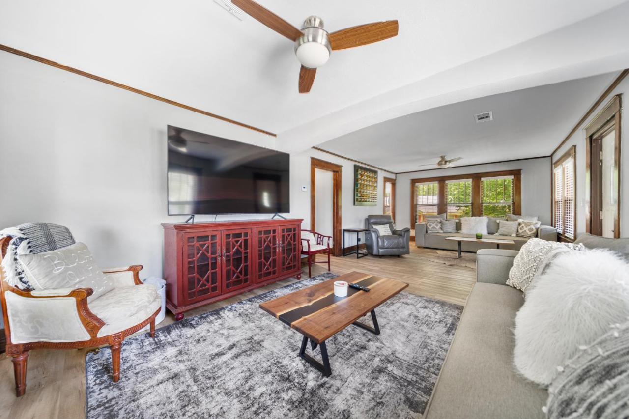Amys Place Remolded 4 Bedroom near Arkansas Tech - Ferienwohnung