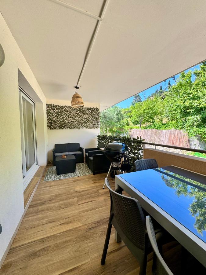 Appartement T3 avec terrasse et parking dans petite résidence fermée et calme , proche de toutes commodités - B&B Marsiglia