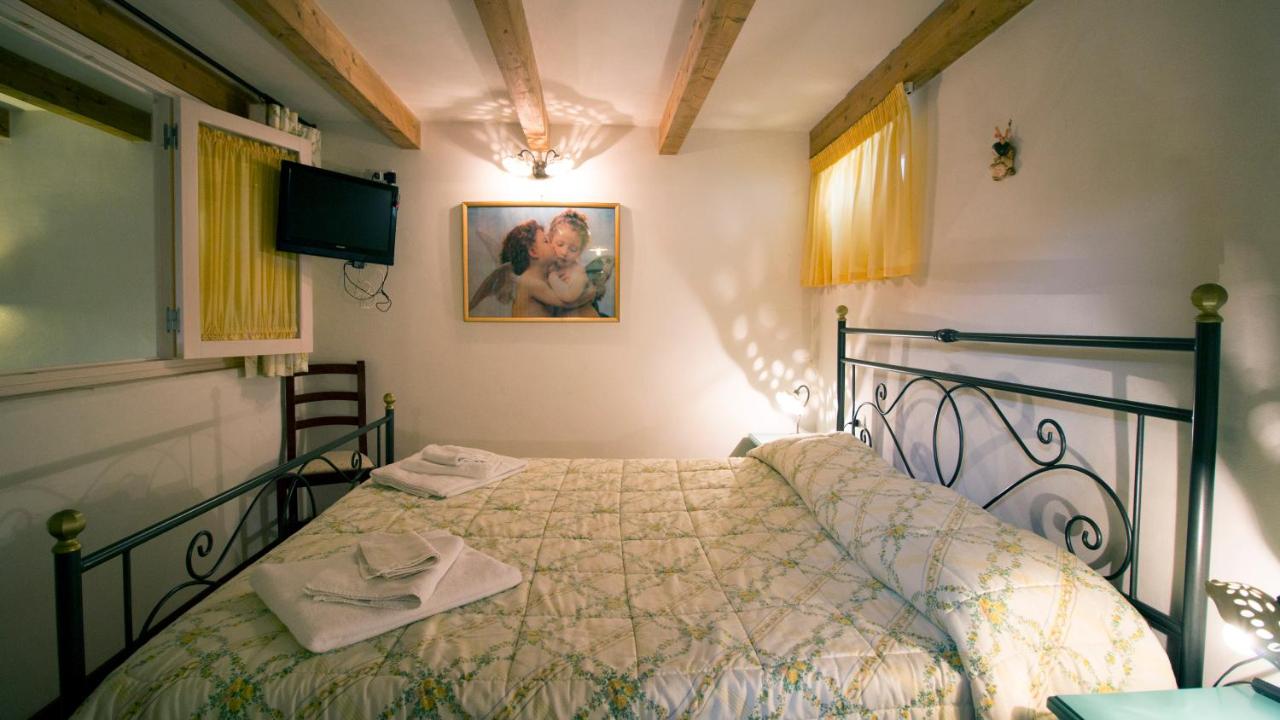 Habitación Doble con baño - 1 o 2 camas