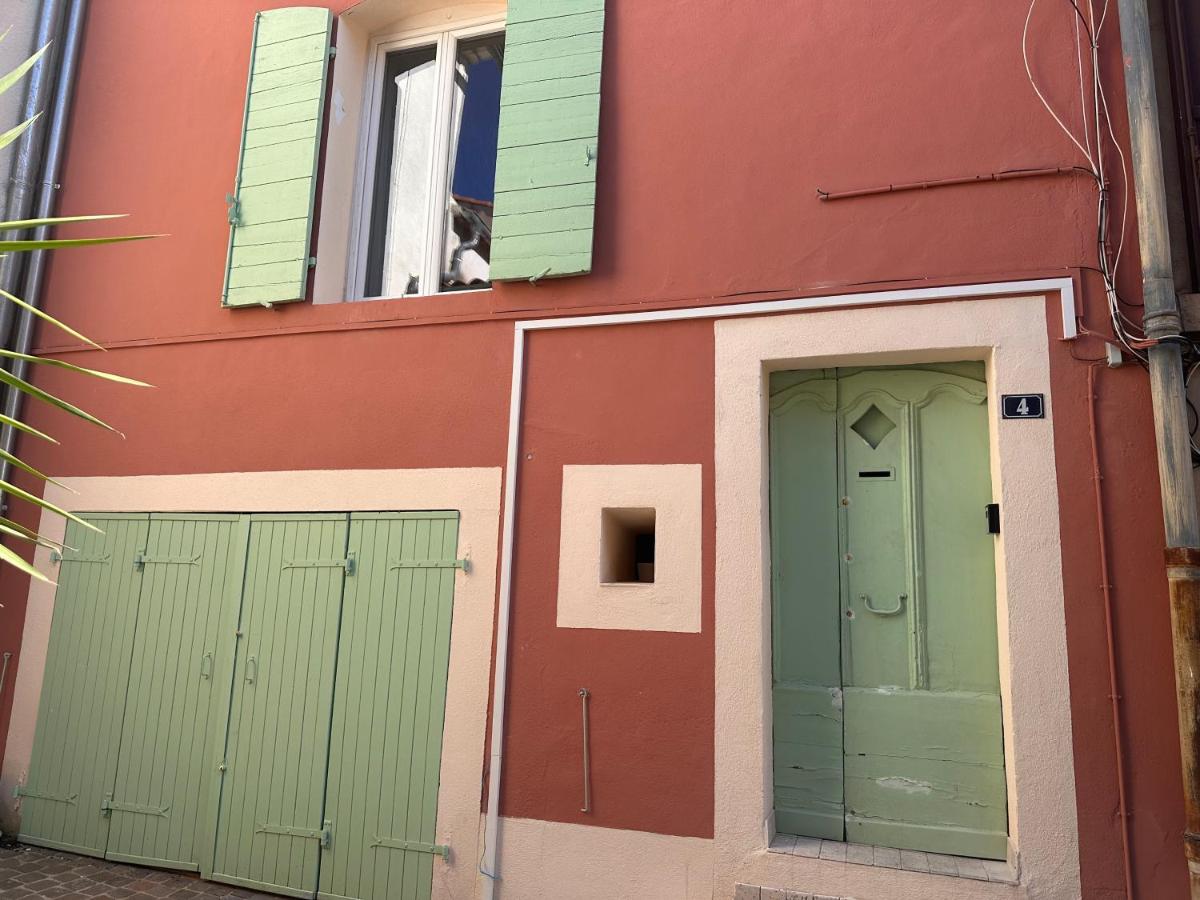 Coucoun Prouvençau au cœur du Village d'Allauch - B&B Allauch