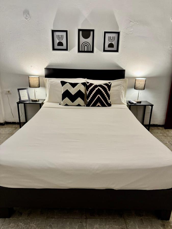 Mona Lisa - B&B Mérida