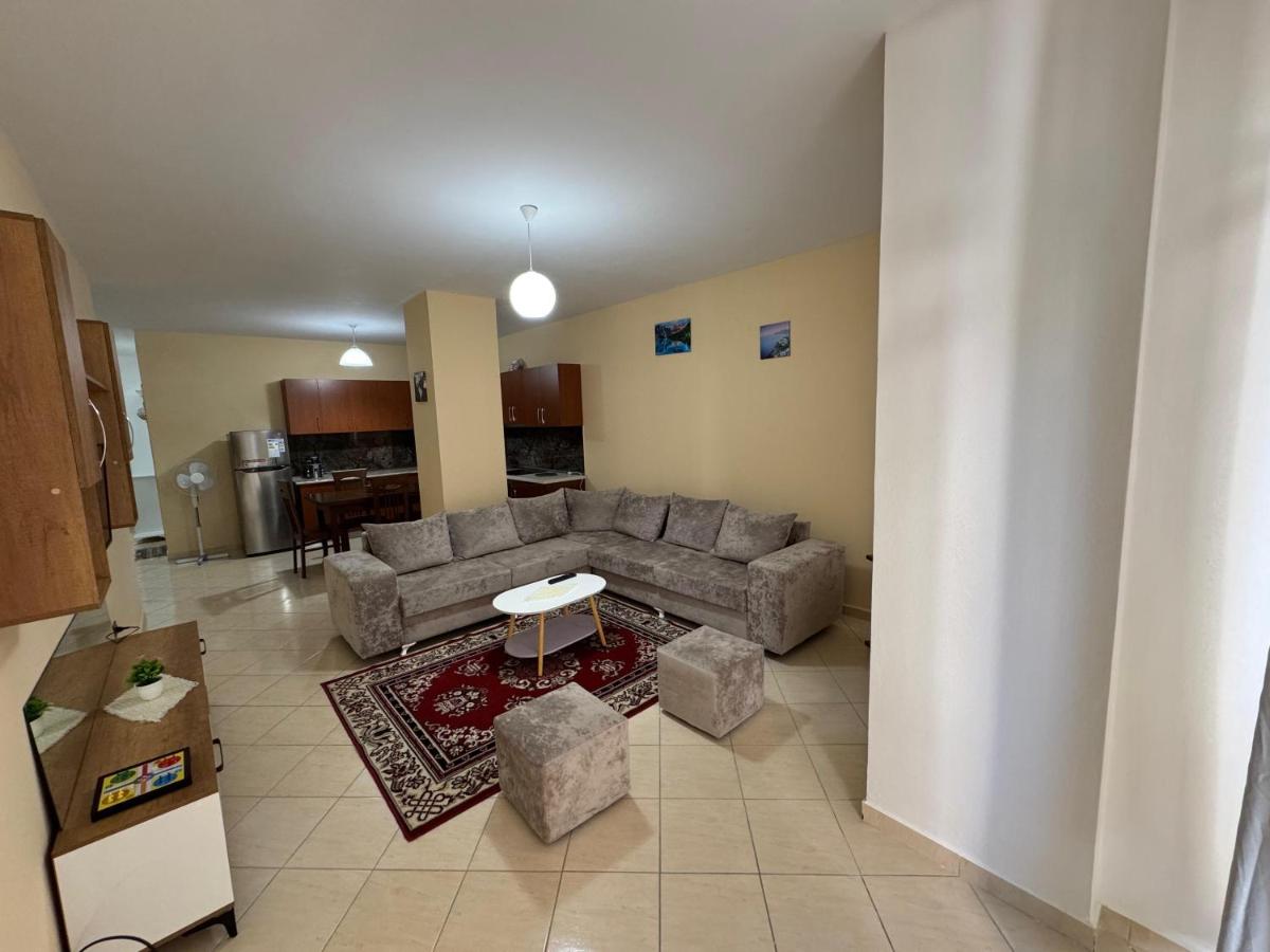 plazh durres xhulio daily rent - B&B Polisi i Vogël