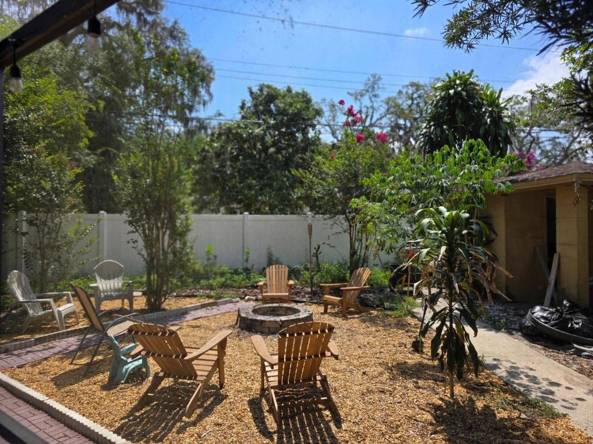 Safari King Suite By Busch Gardens with Pool - B&B