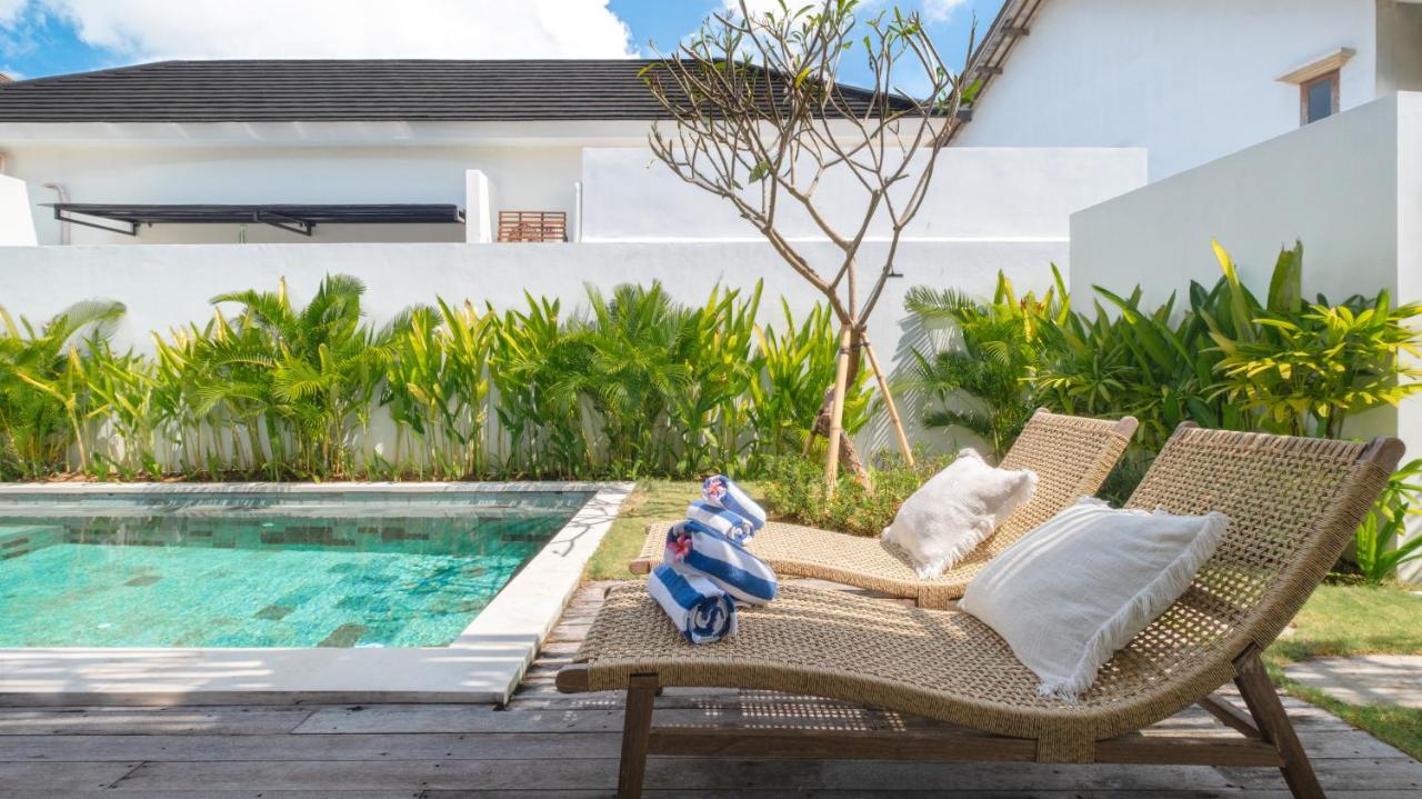Villa Lange 3 by Villa Finder - B&B Seminyak