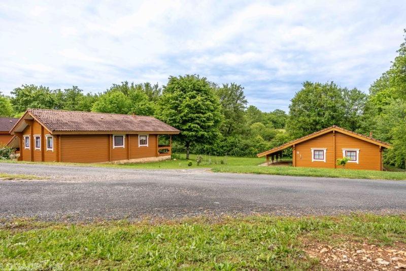 Chalet 17 tournesol Mauroux - B&B Mauroux