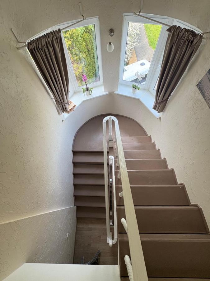 Scandi Style Studio with Private Bathroom , Walk to Everything No 32 - Chambres d’hôtes Palanga