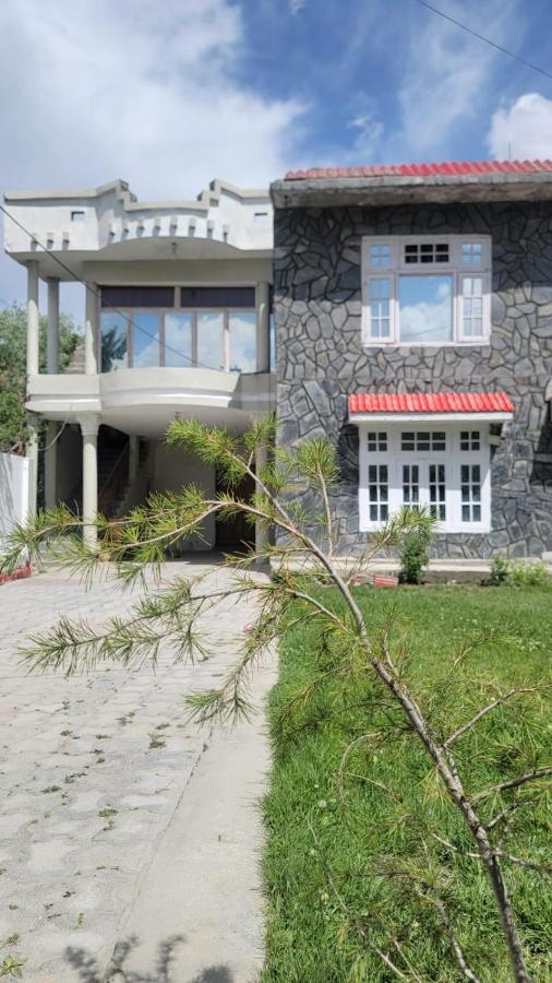 Black Stone Suites Skardu - Ferienwohnung Skardu
