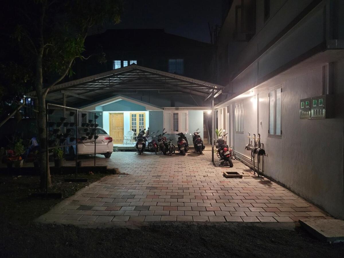 Entire 2 Bhk Apartment - B&B Ernākulam