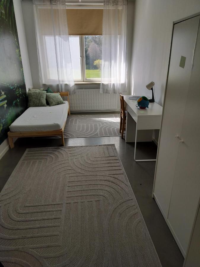 Yyterin kouluhostelli - B&B