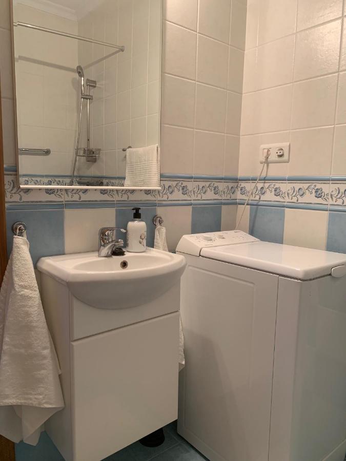 Apartment mit Balkon