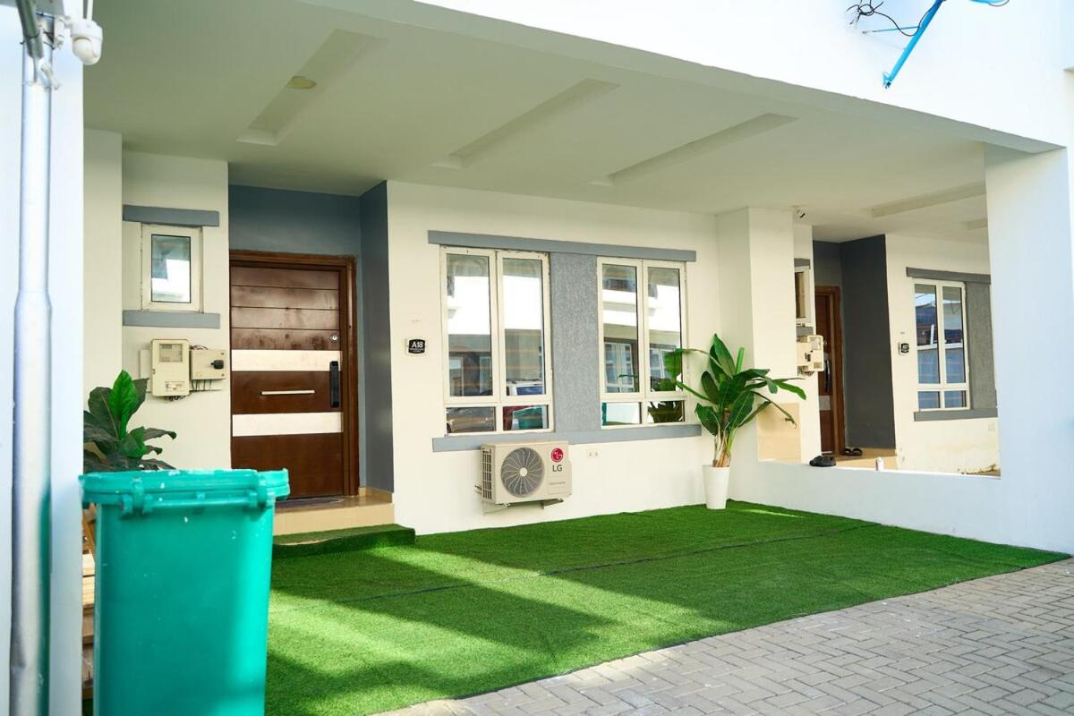 DIQSON Homes - B&B