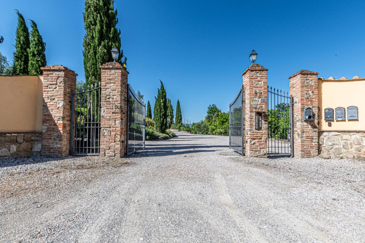 Affitti Brevi Siena - Le Rose Appartamento in Toscana con piscina da sogno - Chambres d'hôtes Asciano