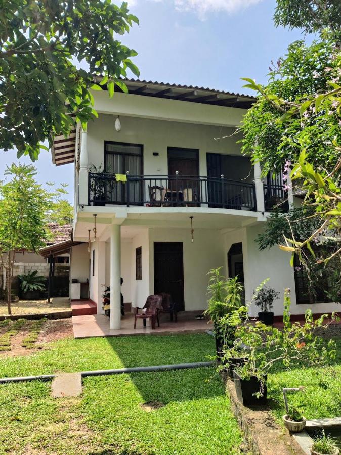 UNIQ Indurannavila - B&B Ahangama